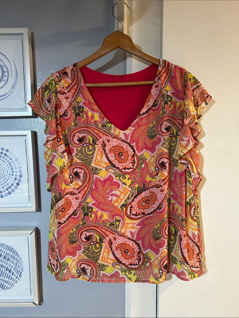 Women's Fairy Pink Paisley V-Neck Flutter Sleeve Blouse Size M